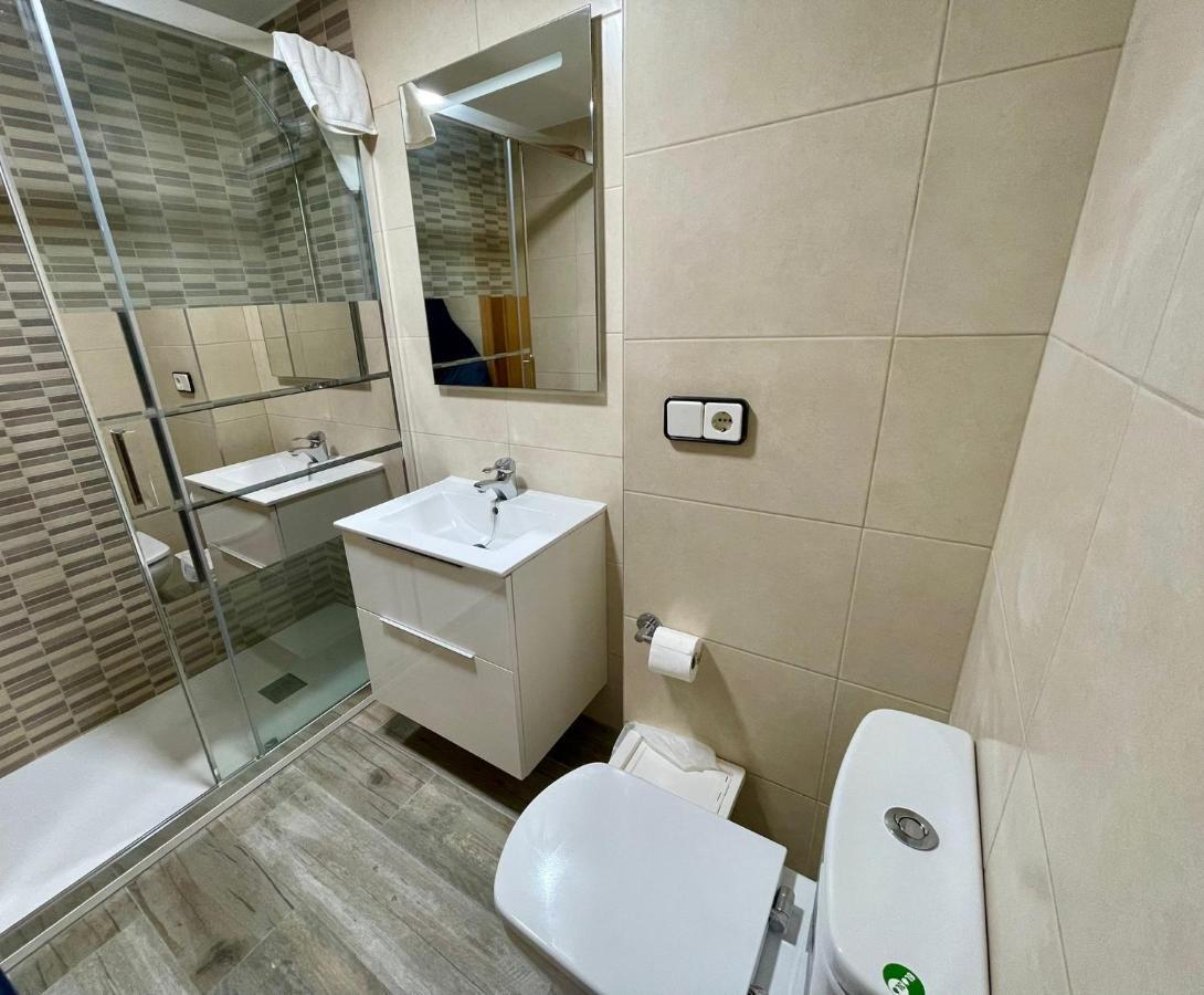 For A Stay Santillana Plaza Salou Esterno foto