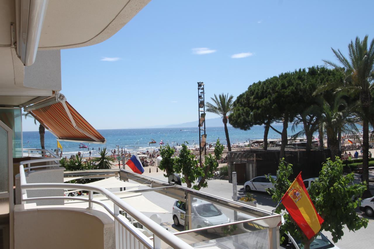 For A Stay Santillana Plaza Salou Esterno foto