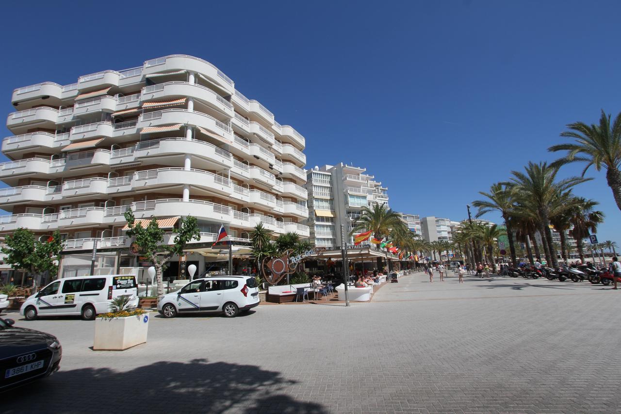 For A Stay Santillana Plaza Salou Esterno foto